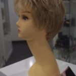 Mia mono Восхотительный короткий женский искусственный парик в стиле пикси с прямыми волосами Миниатюра Фото №5