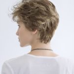 Louise Очаровательный короткий женский искусственный парик с градуированной челкой Миниатюра Фото №3